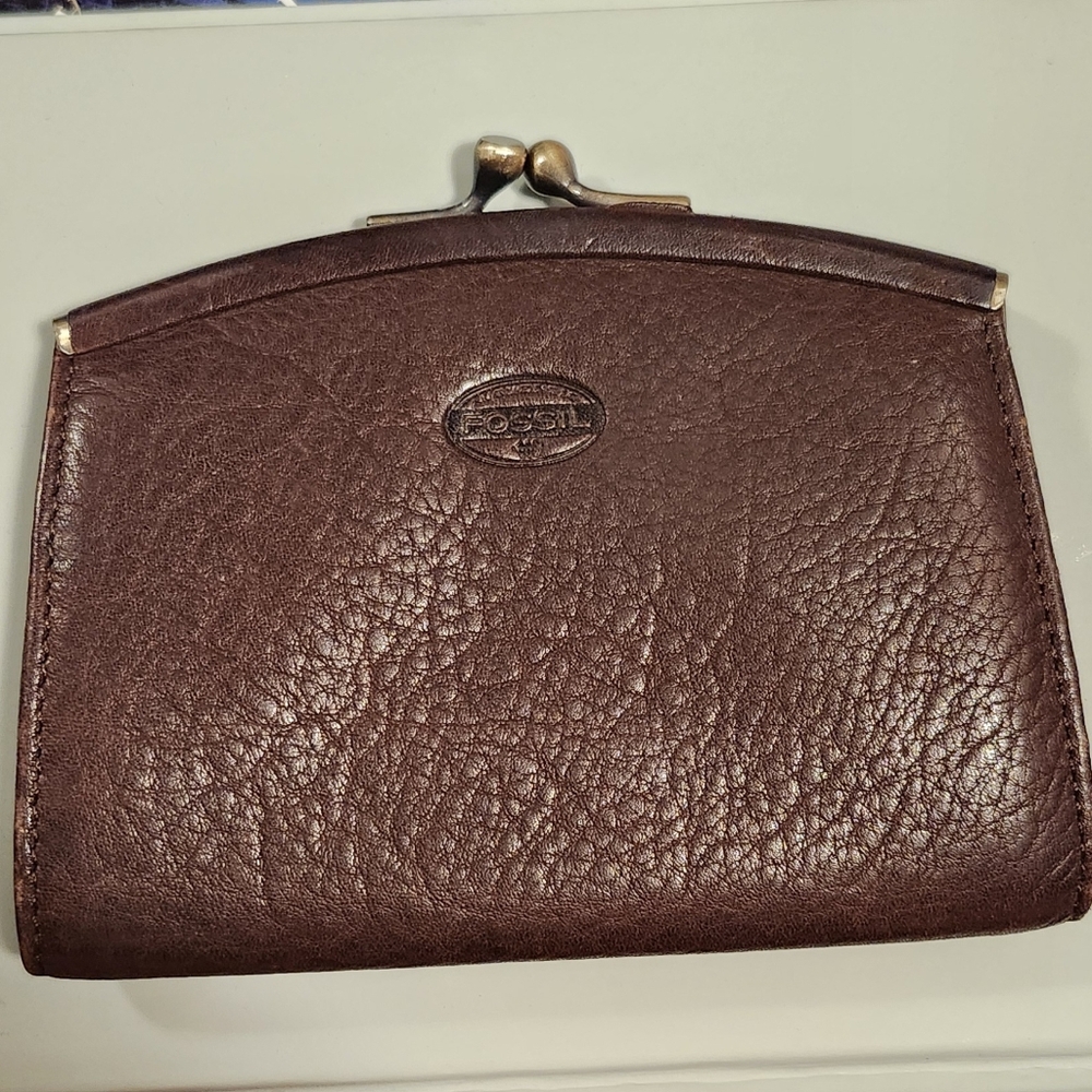 Vintage Fossil Brown Leather Wallet / Coin Purse /Credit Card/ ID holder